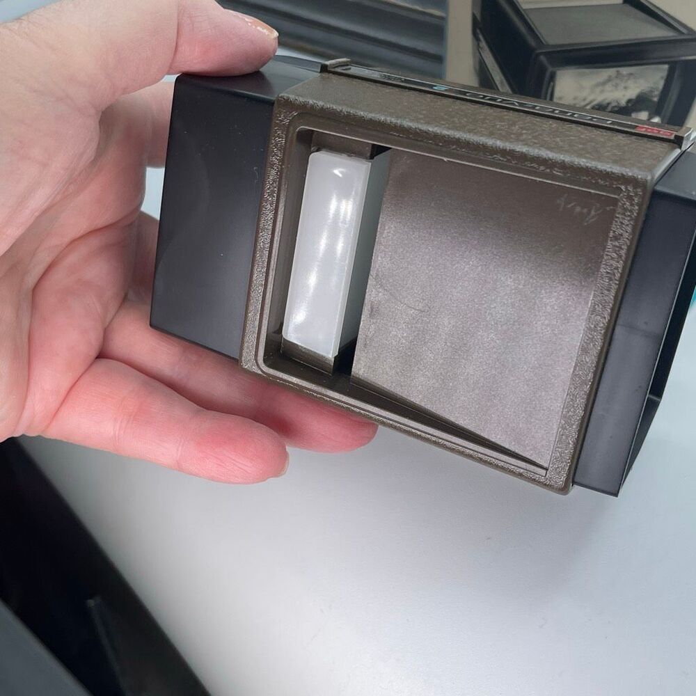 Vintage GAF Pana-Vue 2 lighted 2X2 slide viewer Not tested - Picture 5 of 9
